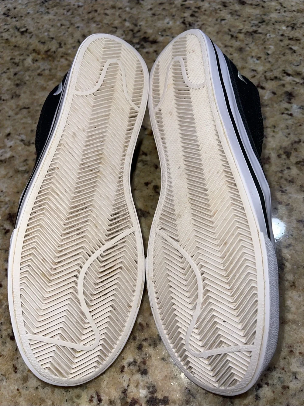 Nike Court Legacy Canvas Slip On